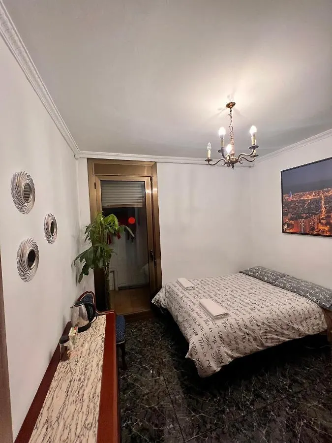 Room Familiar Sants Barcelona