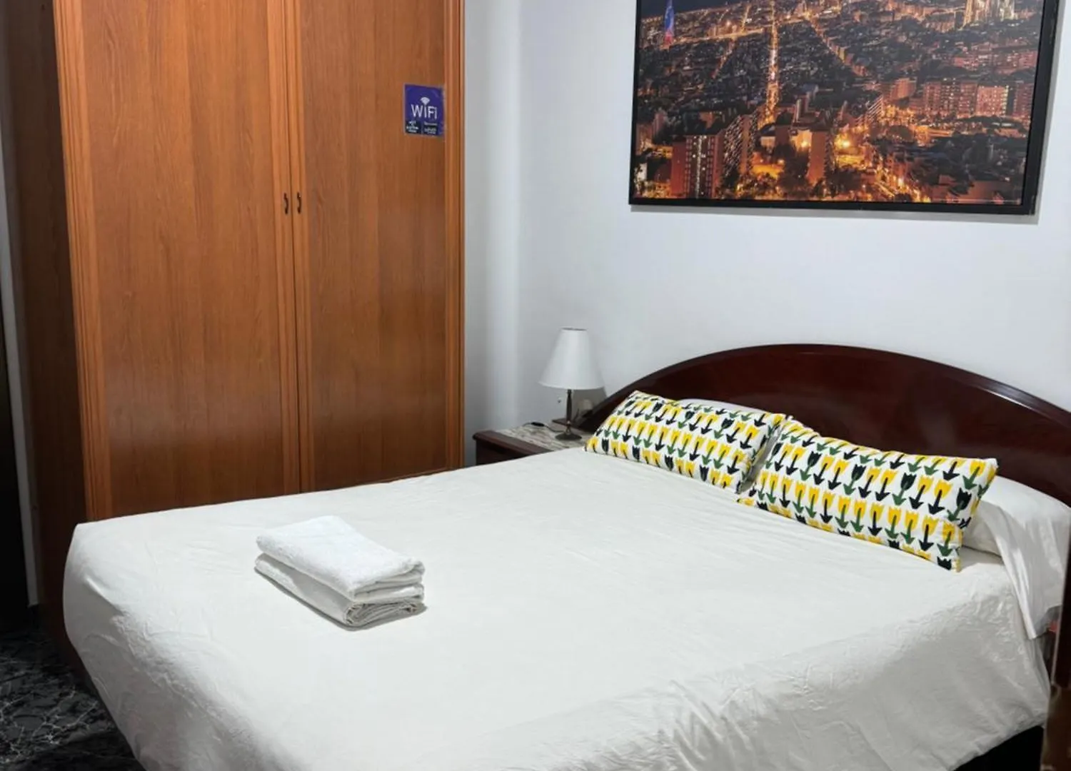 Bed and breakfast Room Familiar Sants Barcelona España